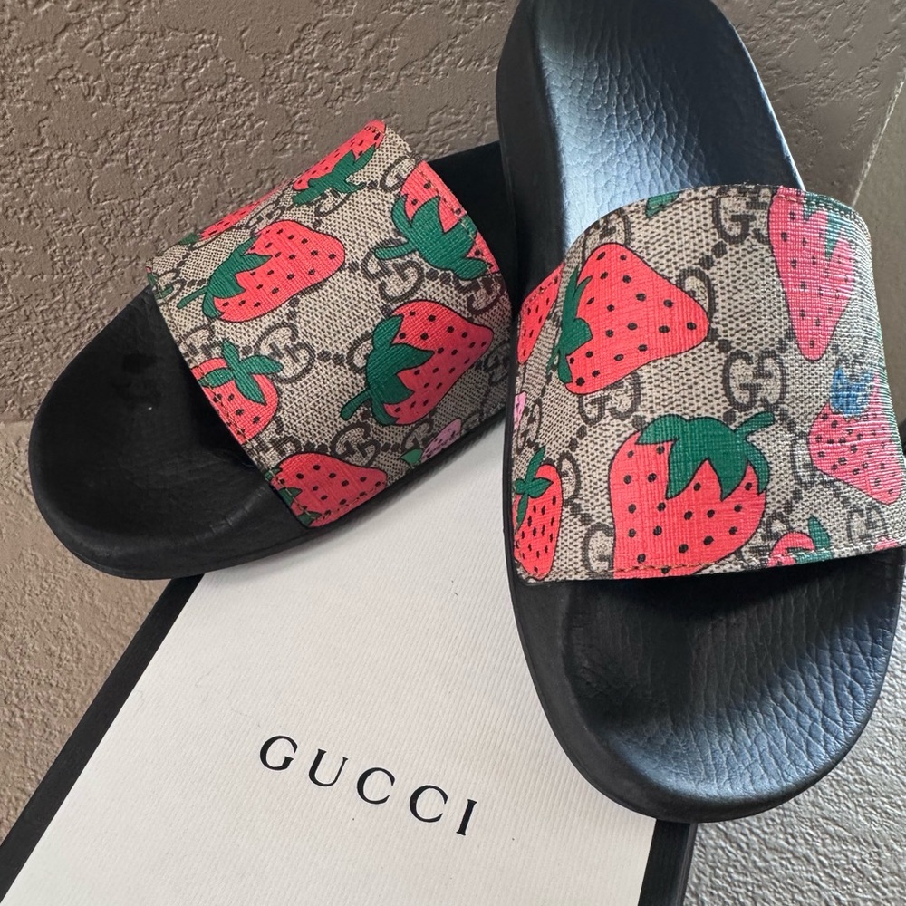 Gucci Black and Red Strawberry Sandals